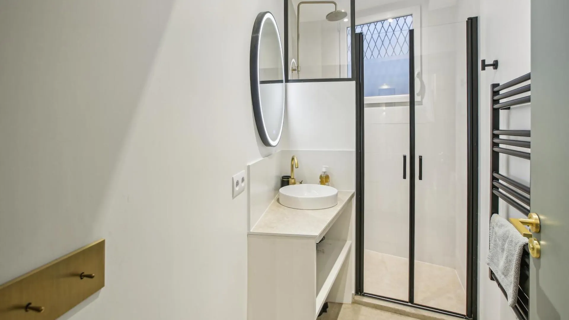 Apartment Luxury In The Heart Of St Germain A/C 3 Bedroom Outdoor Paris