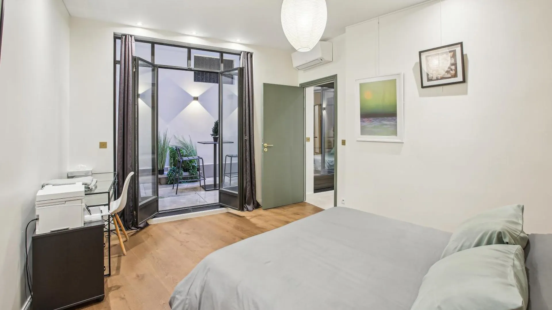 Luxury In The Heart Of St Germain A/C 3 Bedroom Outdoor Paris 0*,